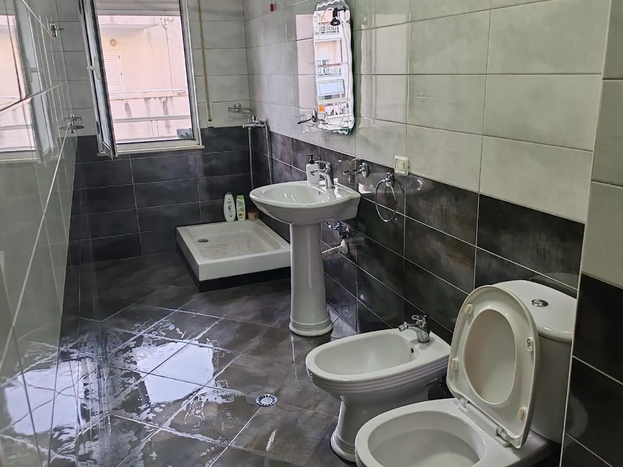 Fresk Area Apartman Tirana Albánia