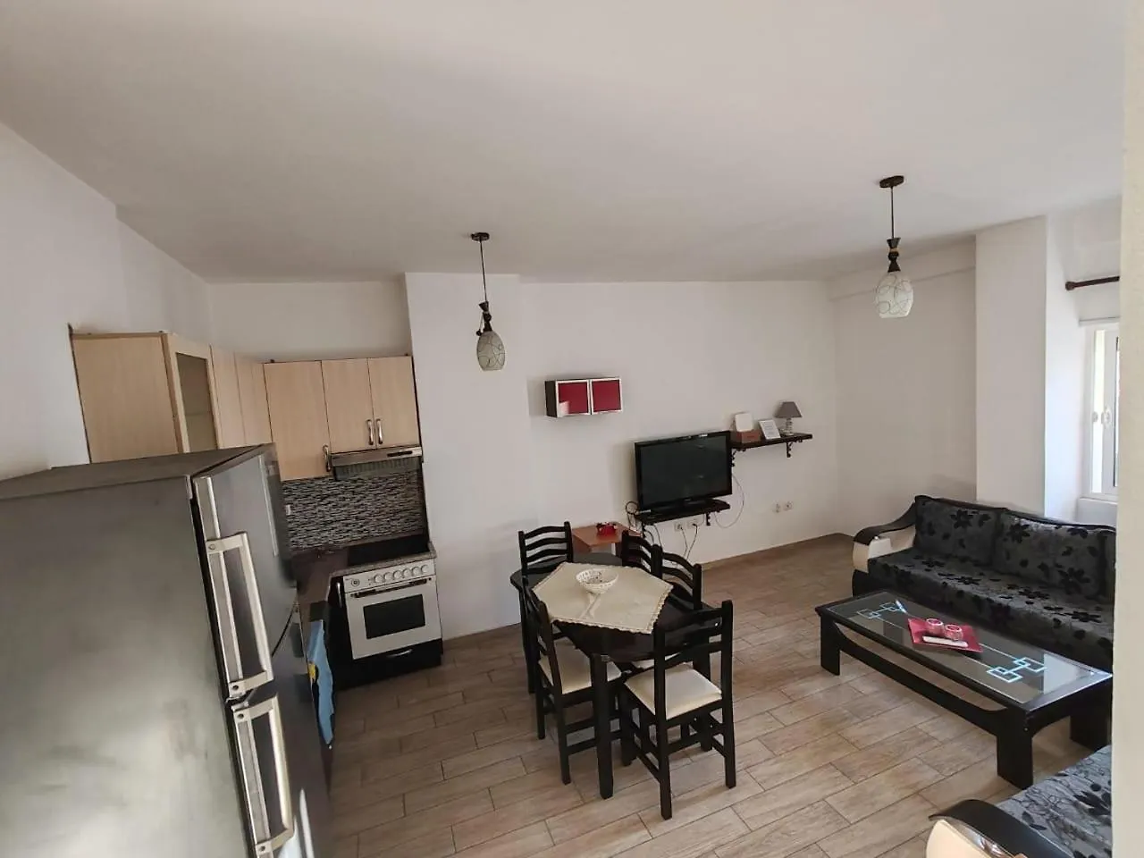 Fresk Area Apartman Tirana 0*,